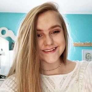 Meet your Posher, Ashleigh